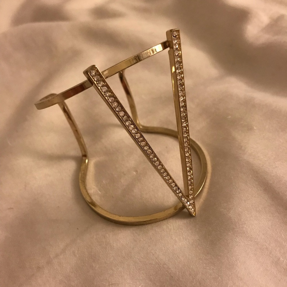 Lulu’s Gold bracelet